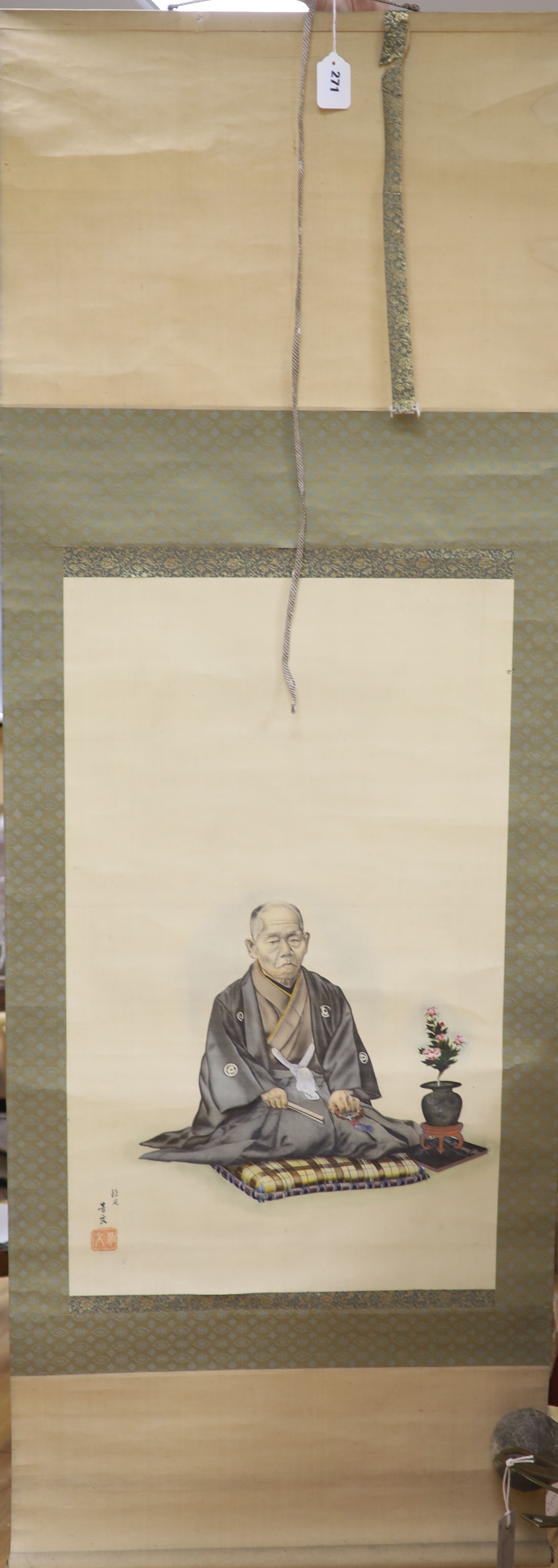 A Japanese scroll painting of a gentleman